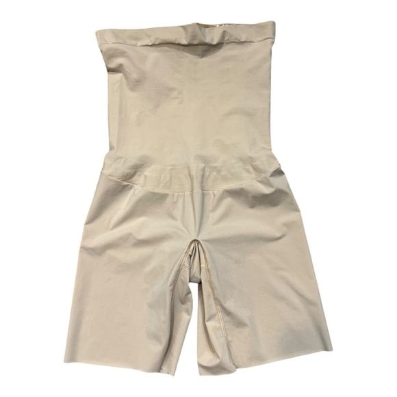 SPANX Shape My Day High-Waist Mid-Thigh Shorts - Picture 4 of 13